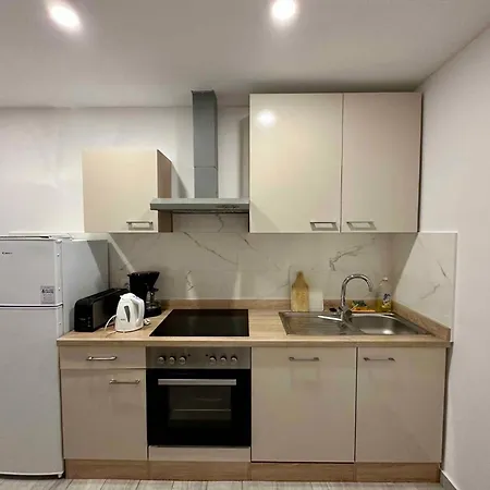 Apartment In 50808 *