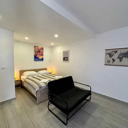 In 50808 Apartment Dramalj